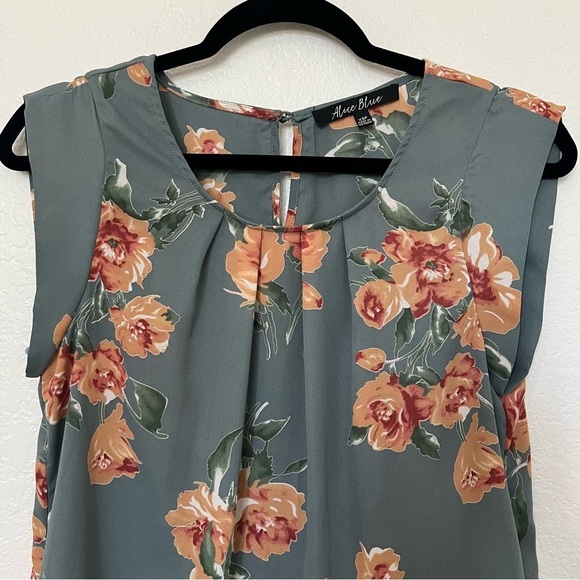 2/$30 Alice Blue Sleeveless Blouse Top Floral Blue and Tan/ Cream SZ XSP - Picture 2 of 10